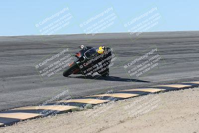 media/Oct-13-2025-Moto Forza (Mon) [[a66d839500]]/2-A Group/Session 2 (Bowl)/